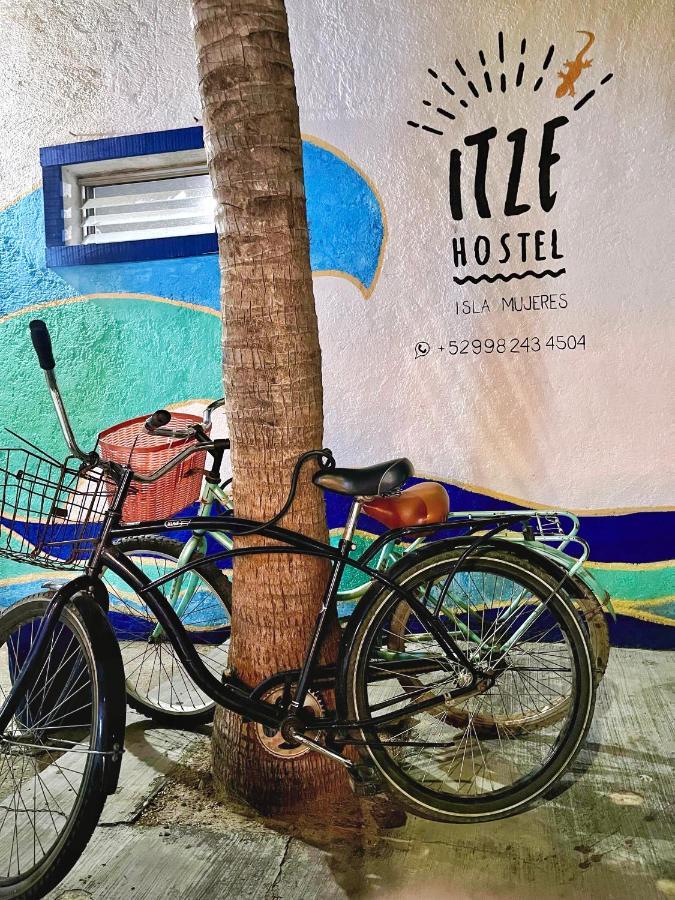 איסלה מוחרס Itze Hostel מראה חיצוני תמונה